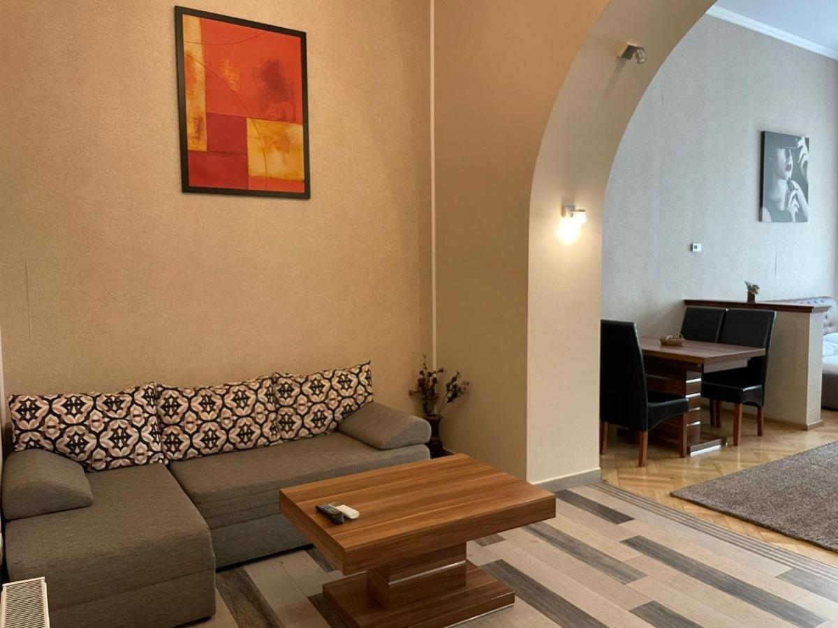 Select City Center Apartments براشوف المظهر الخارجي الصورة